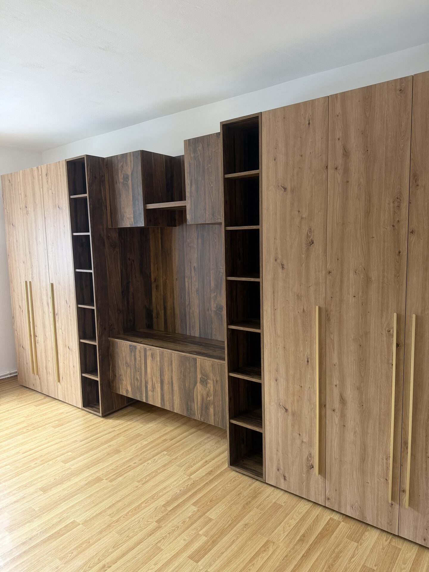 Living modern - amenajare interioară